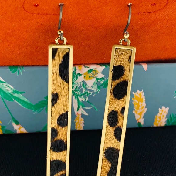 “LUCKY” and “FUN”earrings. - Picture 2 of 13